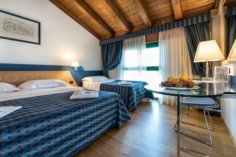 West Point Hotel