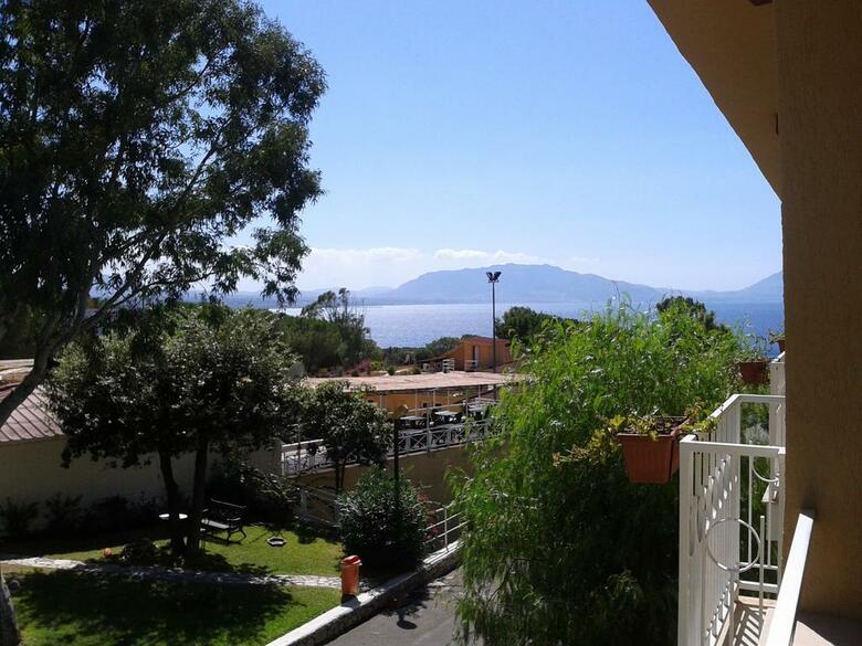 Hotel Perla Del Golfo