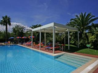 Hotel Sairon Club Village
