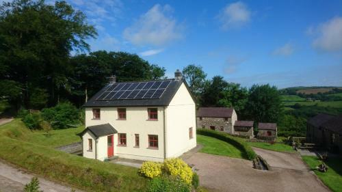 Treberfedd Farm