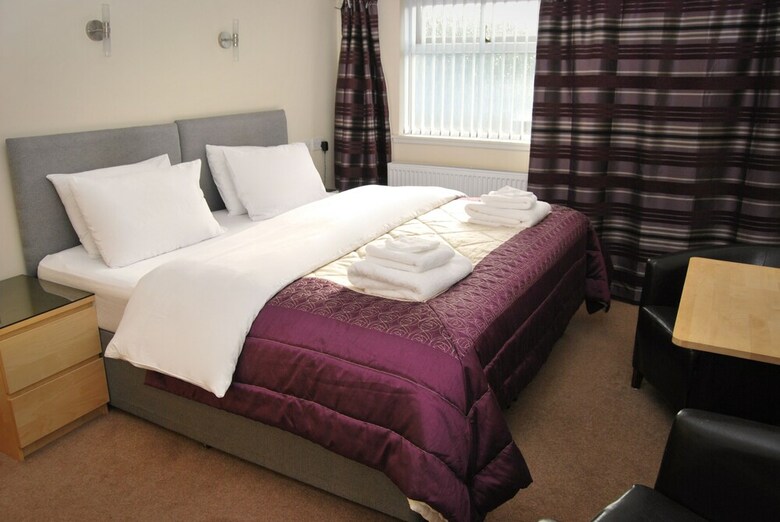 Hostal The Old School Guest House