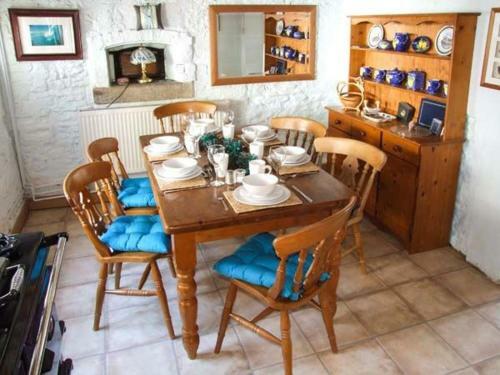 Bronte Owl Cottage