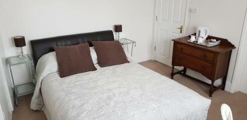 Hostal Avon Manor Guest House