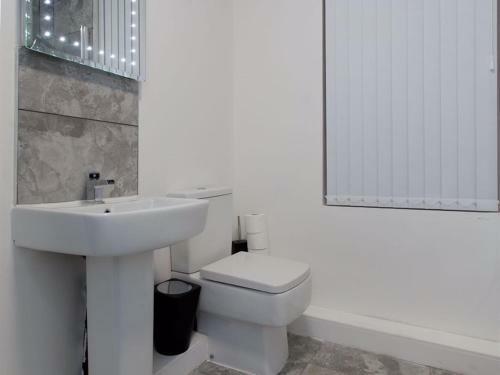 Shaftesbury Apartment