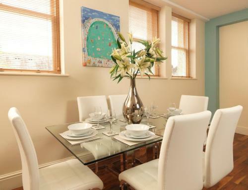 Apartamento Courtyard Mews, 3 Rodley Hall, Leeds