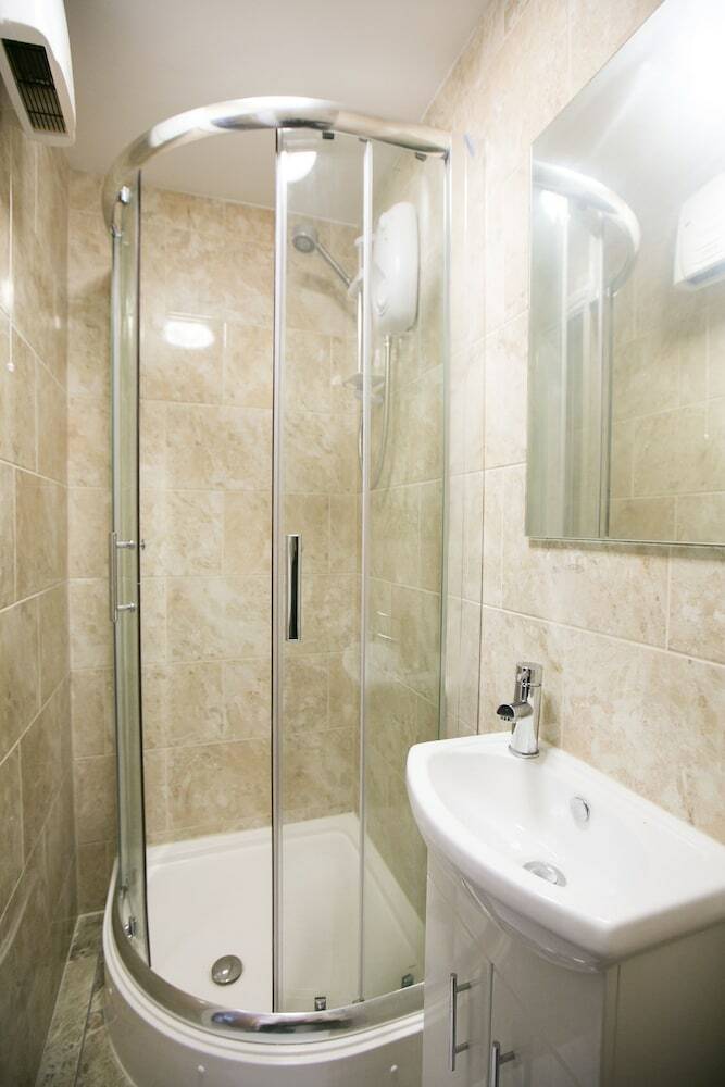 Hotel Oyo Townhouse 16 Ilford Hill