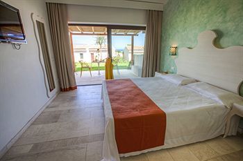 Hotel Paradise Punta Di L`aldia