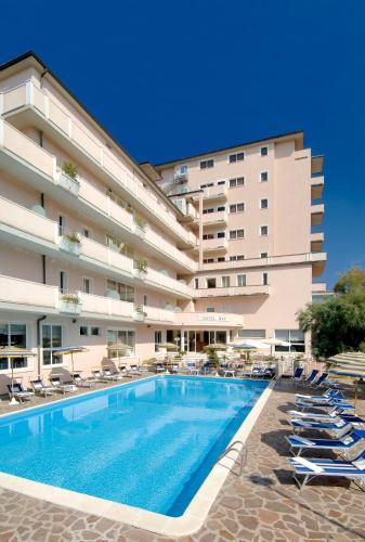 Hotel Man