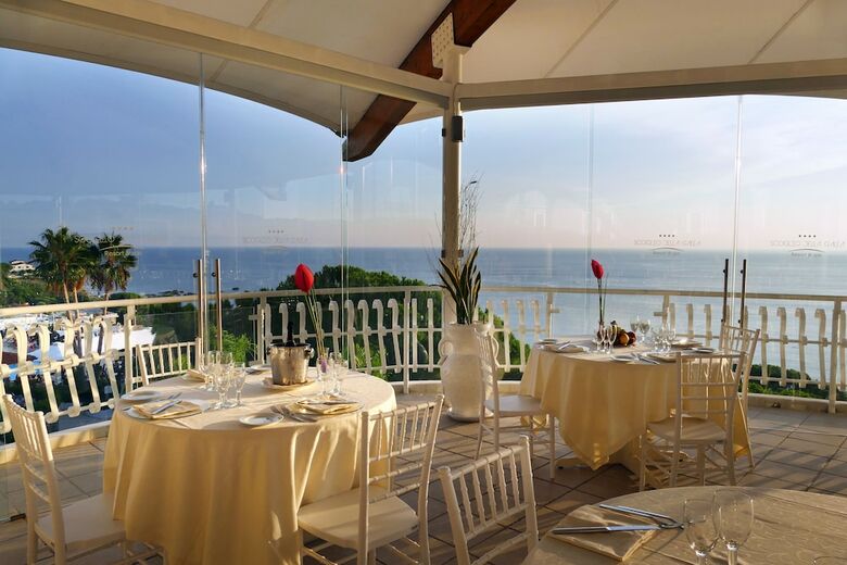 Hotel Villaggio Scoglio Della Galea