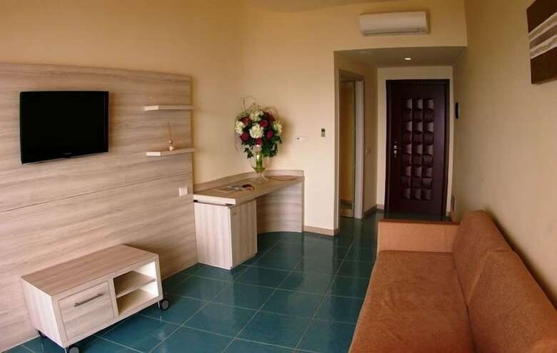 Hotel Villaggio Scoglio Della Galea