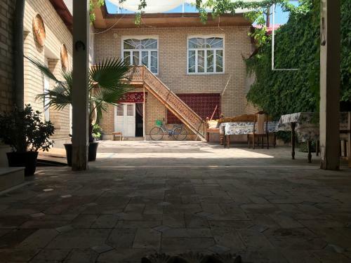 Hostal Fayz Guest House 2