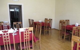 Hotel Rovshan