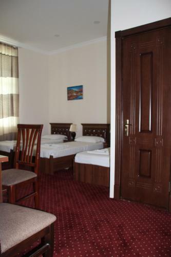 Hotel "grand Way"