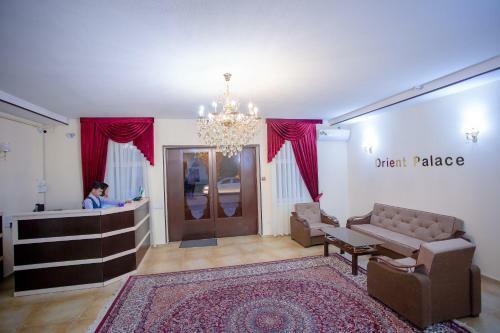 Hotel Orient Palace
