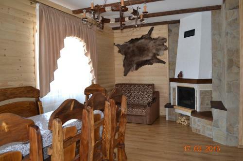 Hostal Aura Karpat