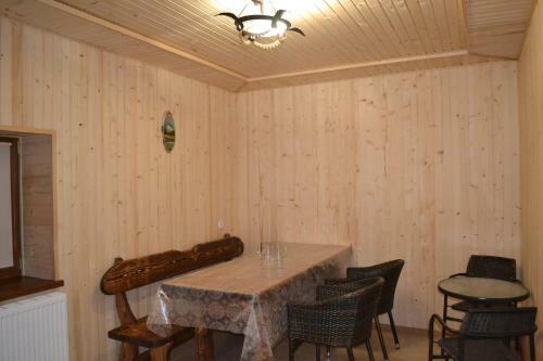 Hostal Aura Karpat