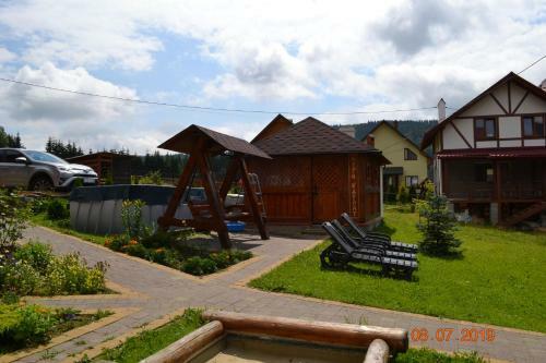 Hostal Aura Karpat