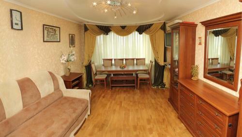 Apartment On Shevchenka