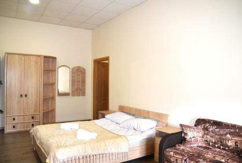 Coin Apartments & Hostel