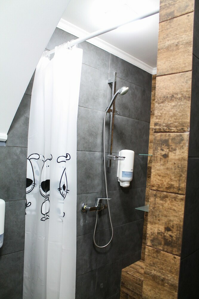Square Hostel