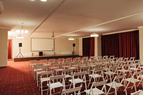 Hotel Central Magnat Cinema