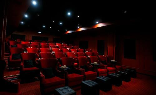 Hotel Central Magnat Cinema