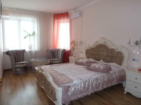 Apartment In Chernomorsk (illichivsk)