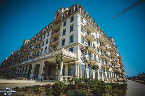 Apartments In Avtorskiy
