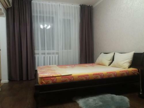Apartment - Nebesnoi Sotni Street