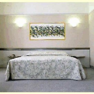 Hotel NH Trieste