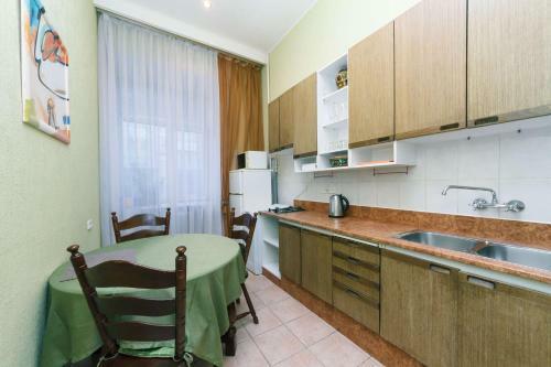 Deluxe Apartment In Historic City Center