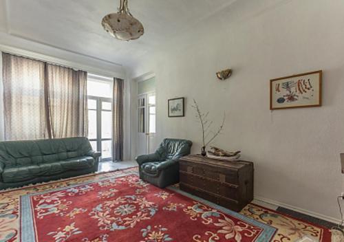 Apartment On Mixalovska St.