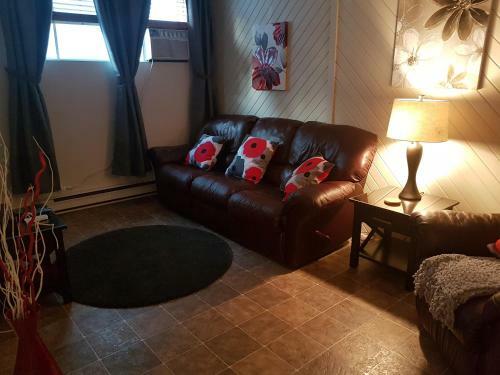Apartment Sweet No. 7