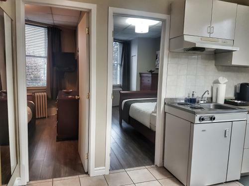 Cozy 2 Bedroom Apartment