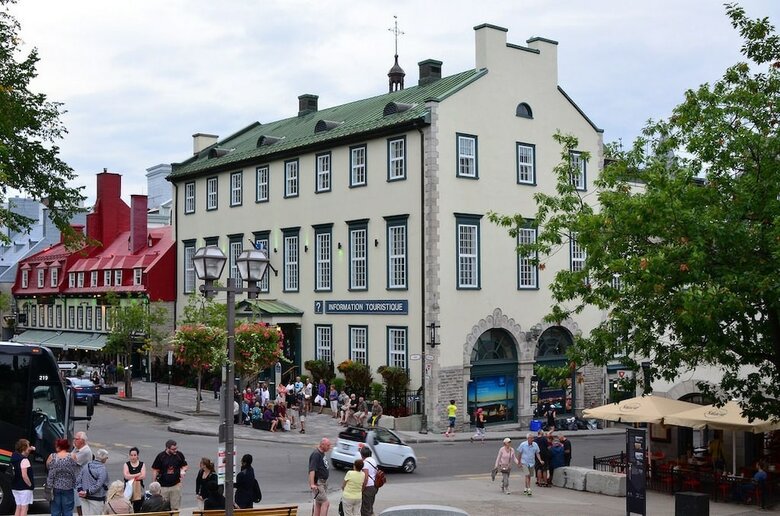 Hotel Manoir Morgan