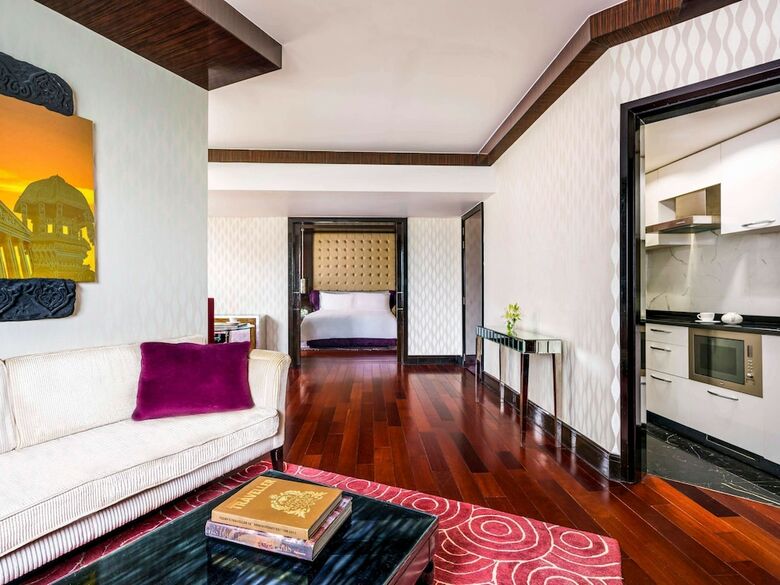 Hotel Sofitel Mumbai Bkc