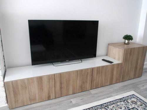 Hotel Newly Renovated 2br Townhome With Parking!