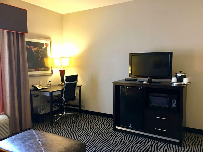 Hotel Hampton Inn And Suites Tulsa Central