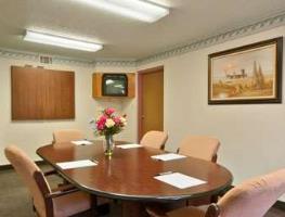 Hotel Days Inn And Suites Bentonvill
