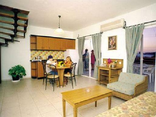 Hotel Club Mermaid Village