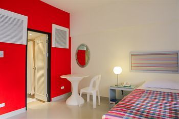 Hotel A-2 House (dlx Fam Room Only)