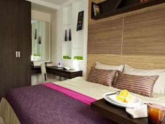 Hotel Sarasinee All Suites (corner)