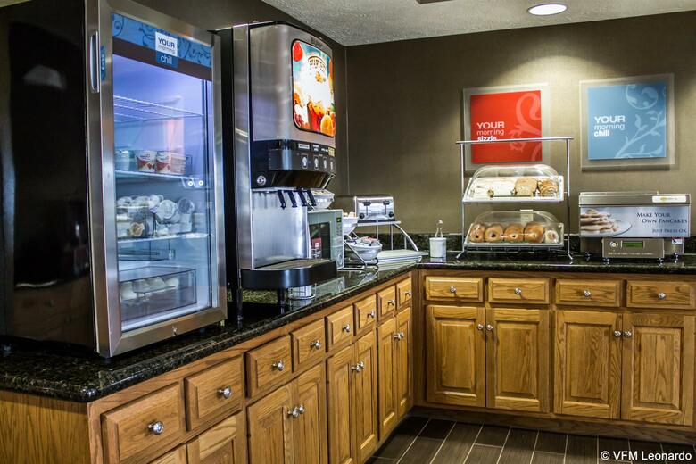 Hotel Comfort Suites