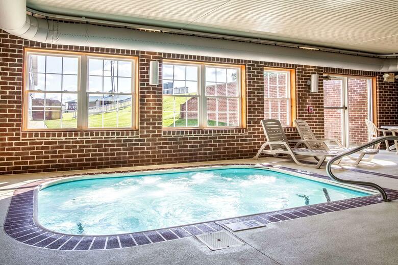 Hotel Comfort Suites