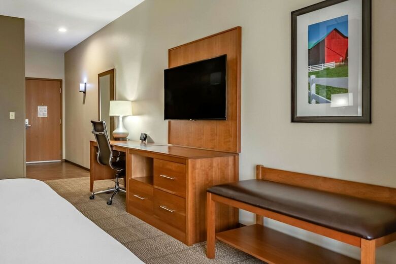 Hotel Comfort Suites