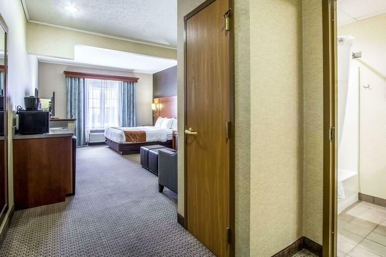 Hotel Comfort Suites