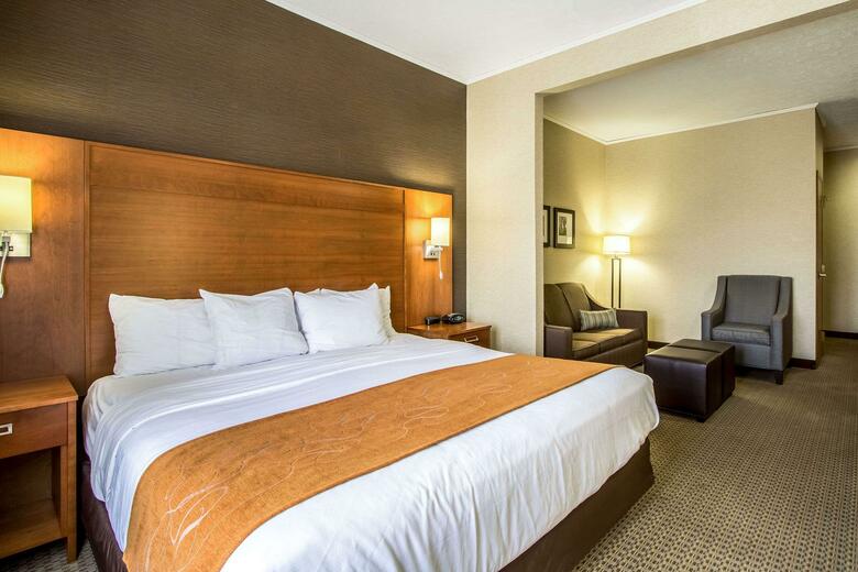 Hotel Comfort Suites