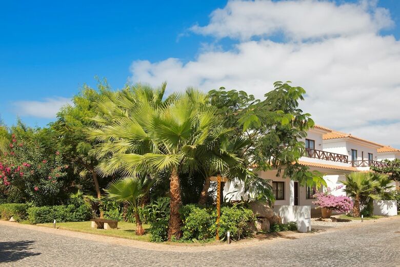 Hotel Melia Tortuga Beach Resort