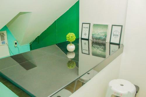 Nomadsmnl Backpackers Homestay