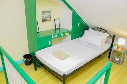 Nomadsmnl Backpackers Homestay